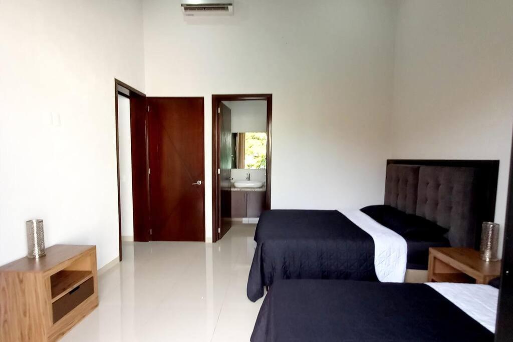 New 4 Bedroom House Sleeps 16 Pool, Bbq And More! Puerto Vallarta Exteriör bild