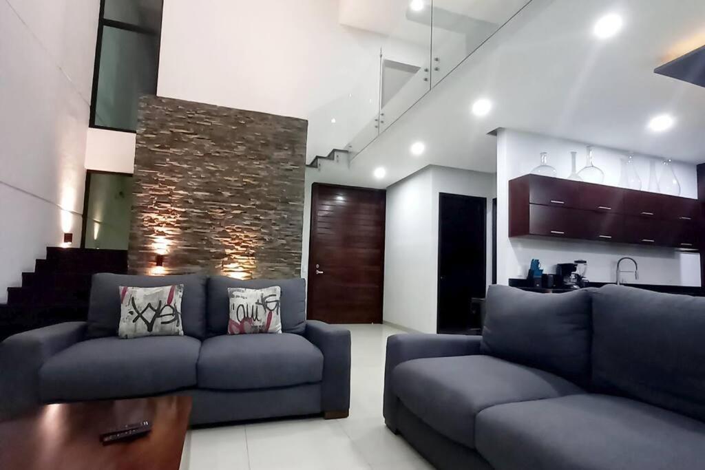 New 4 Bedroom House Sleeps 16 Pool, Bbq And More! Puerto Vallarta Exteriör bild